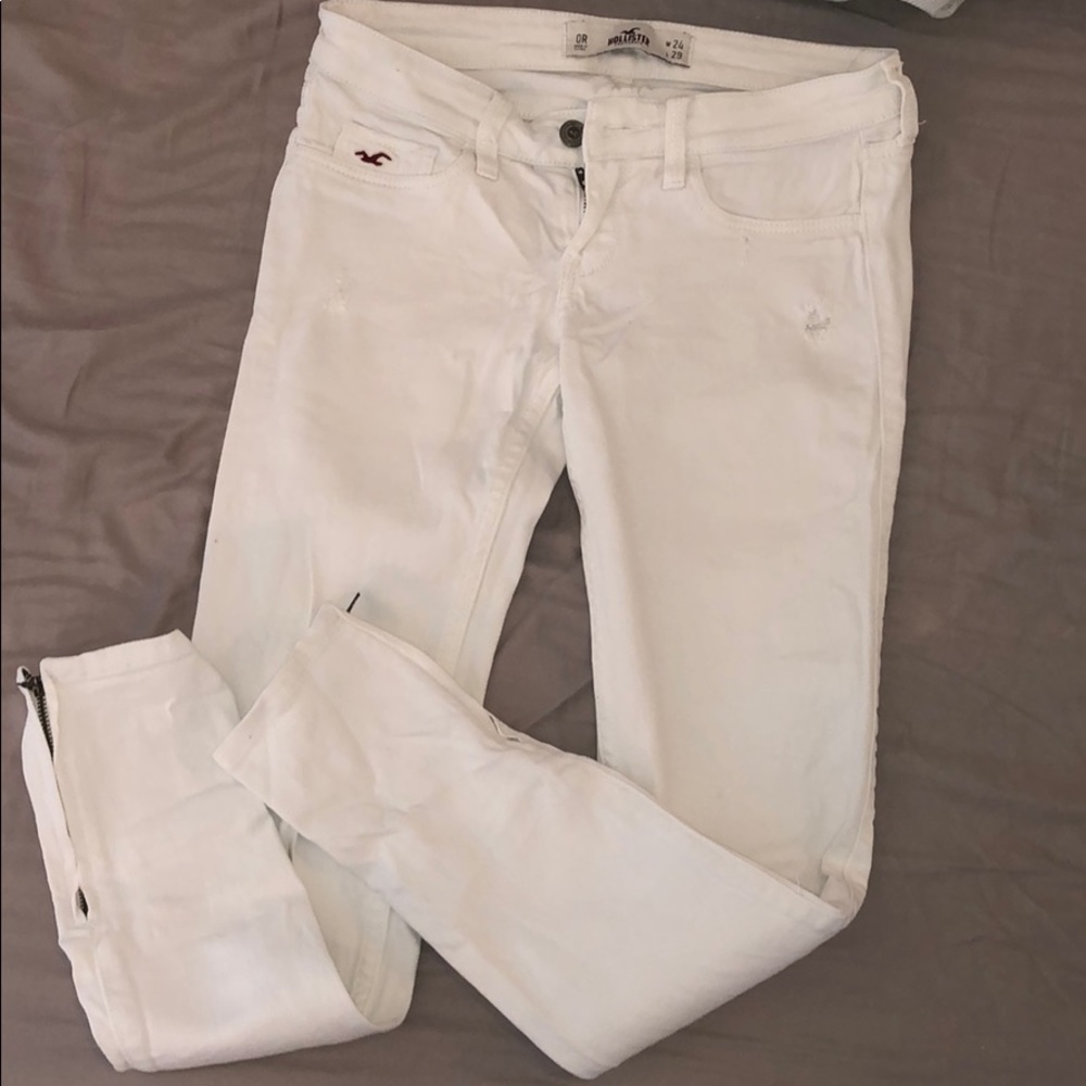 Super cute stretchy hollister jeans